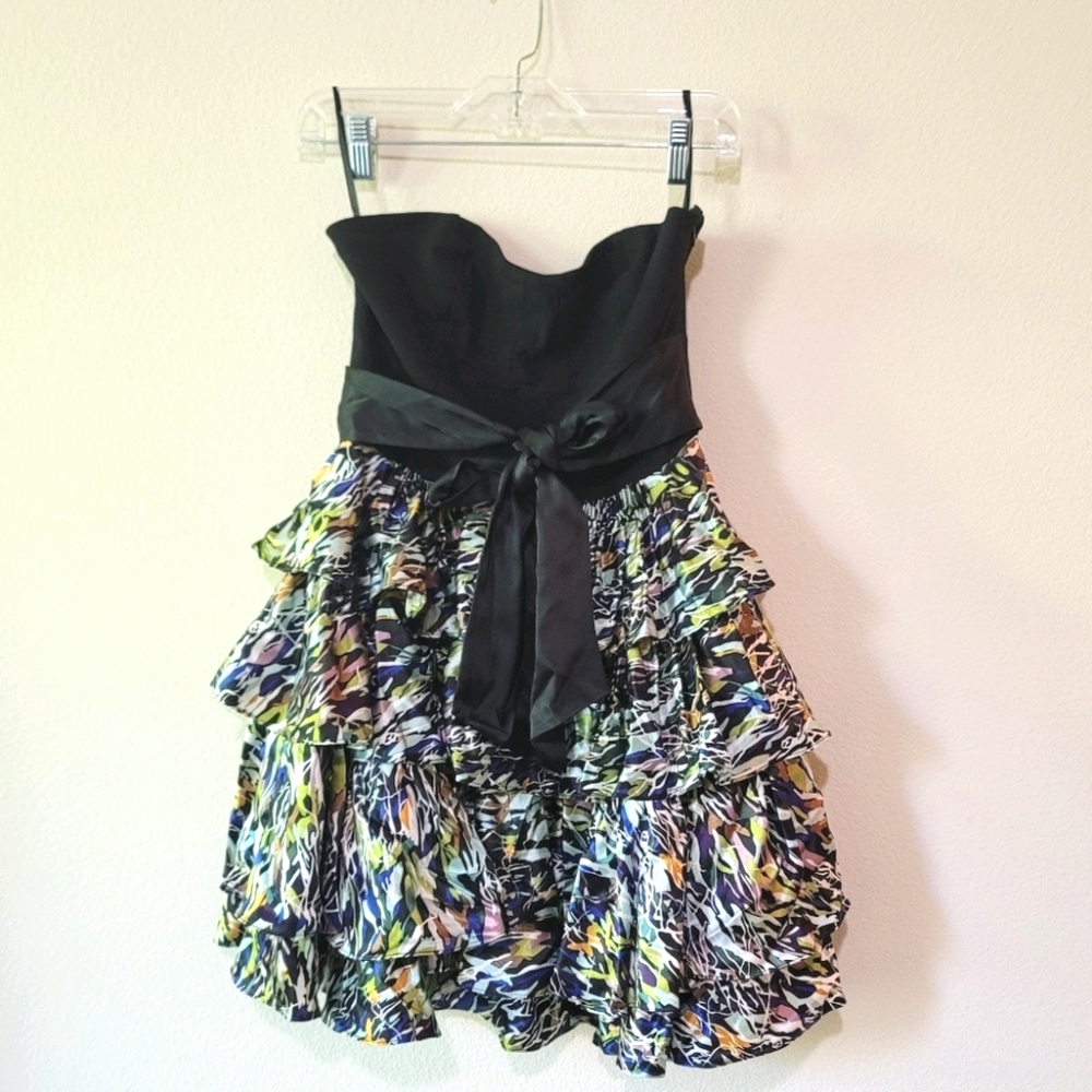 DVF Alkin strapless ruffle mini dress, colorful with belt. Silk Satin. Size 8
